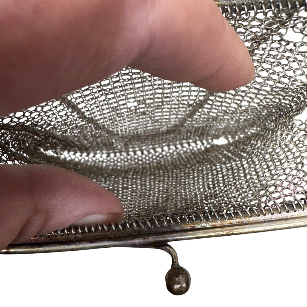 Vintage Metal Mesh Coin Purse Art Deco Chain Strap Kisslock Closure 4" READ