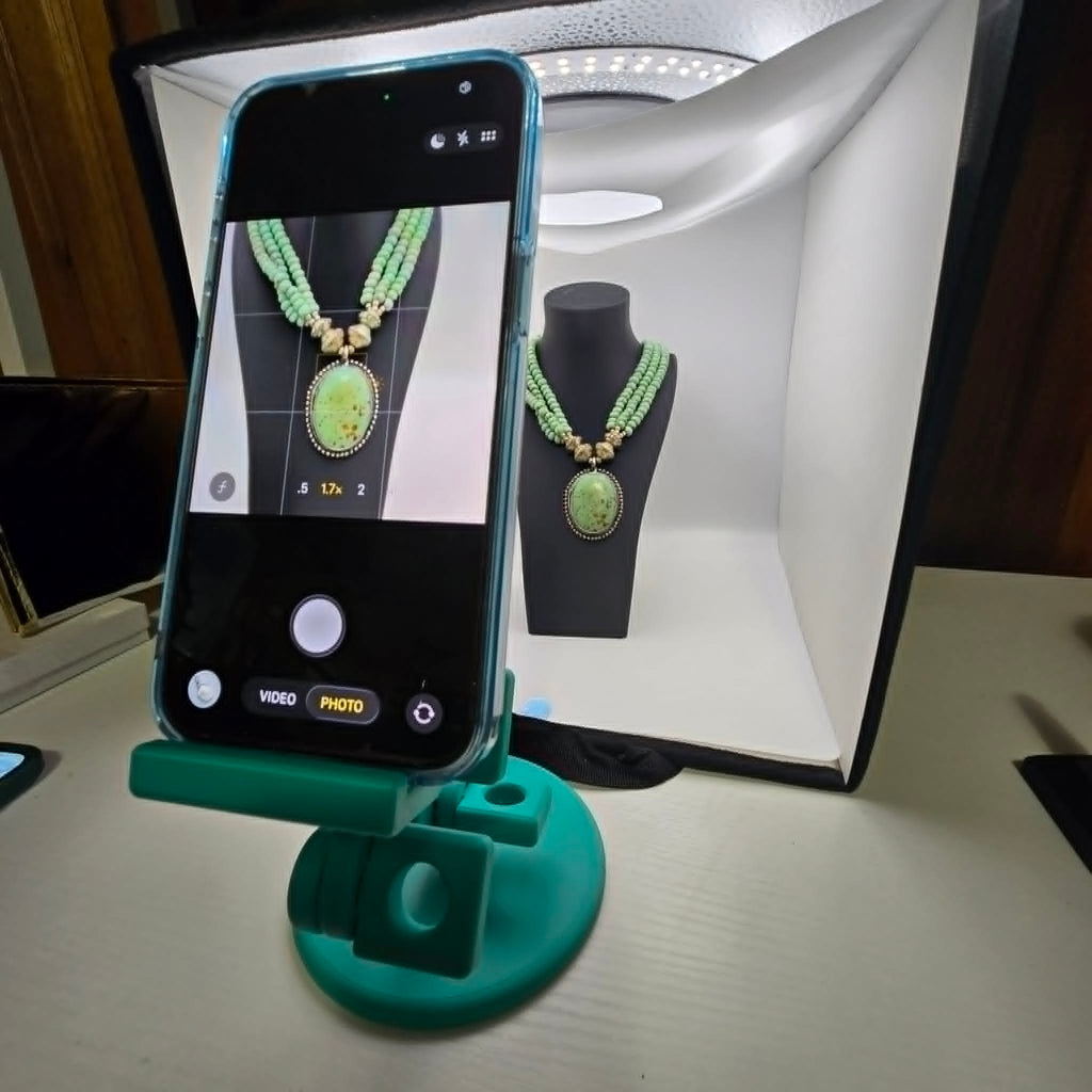 3d Printed Phone Holder for Jewelry Photography or Live Shows / Sales