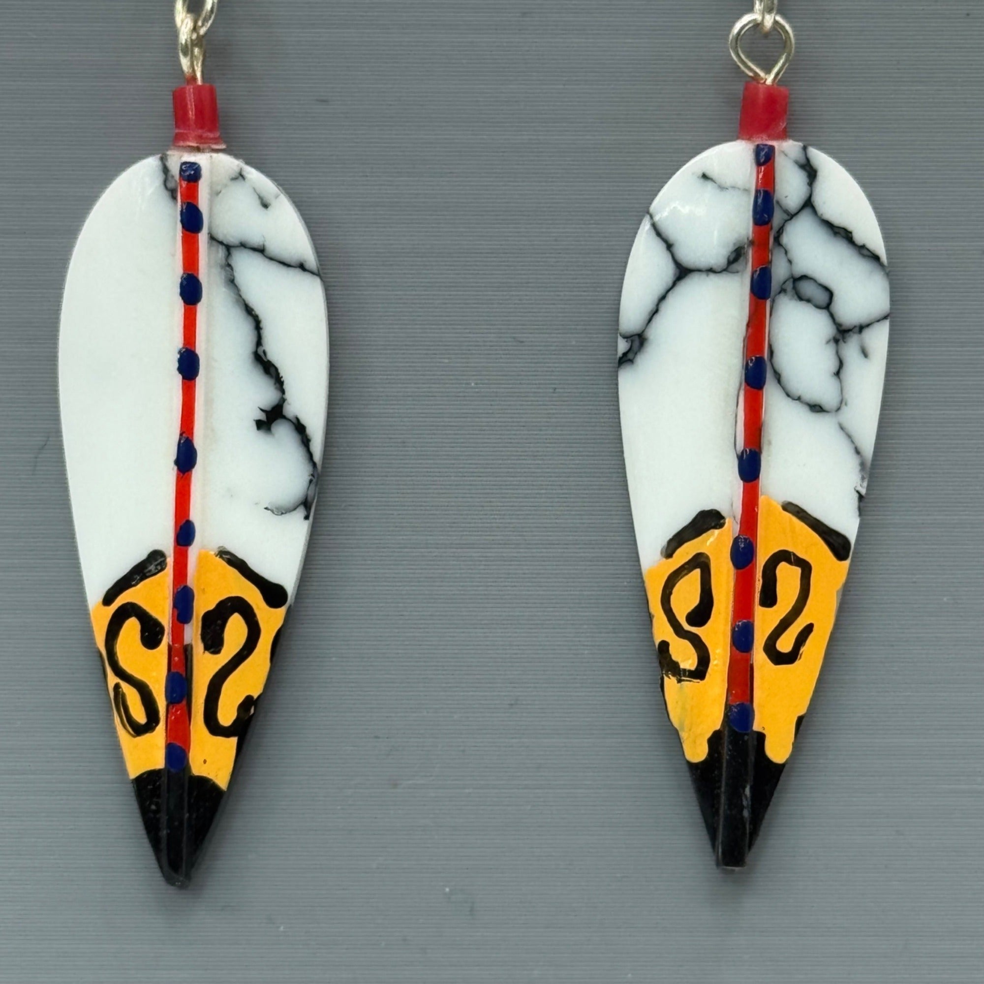 Carved Howlite Coral Bead Feather Dangle Earrings Painted Accents Vintage Native