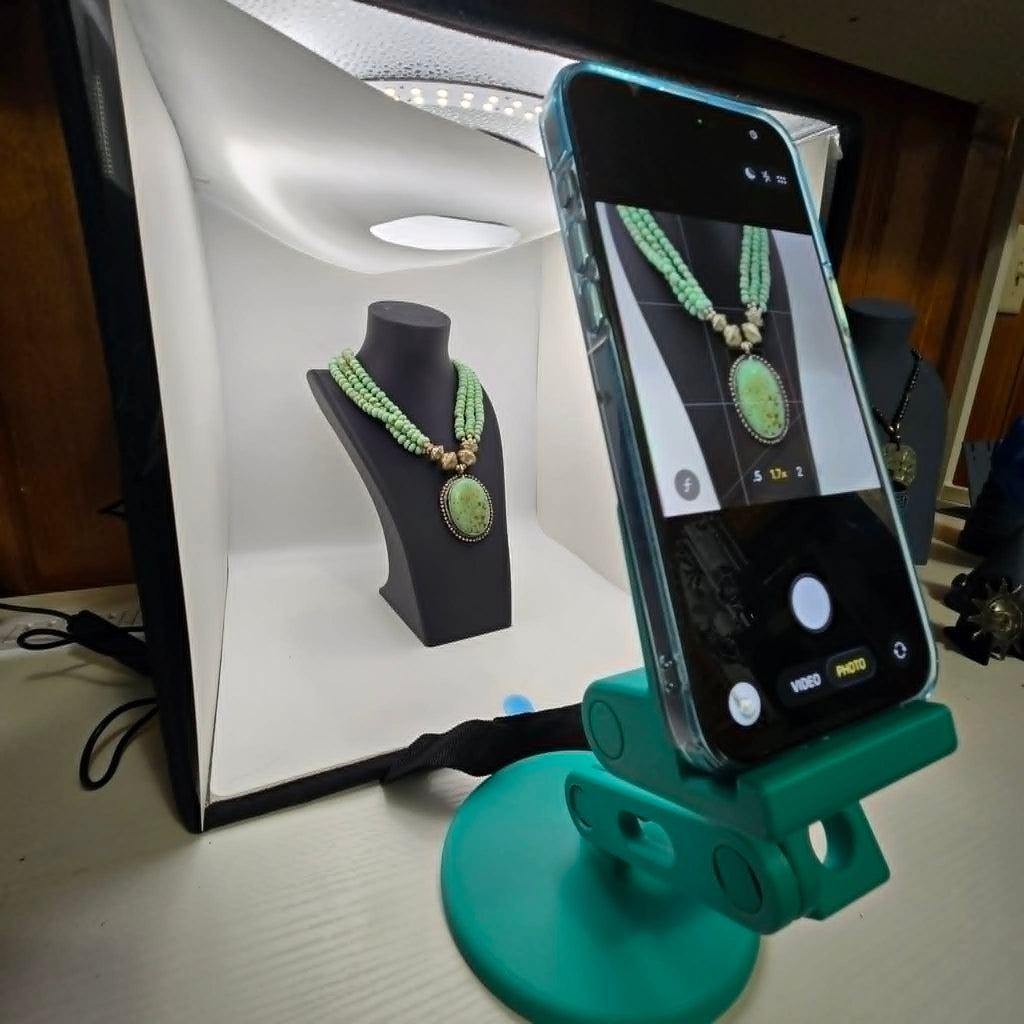 3d Printed Phone Holder for Jewelry Photography or Live Shows / Sales