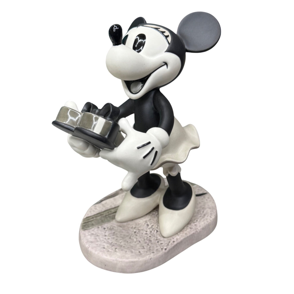 WDCC Walt Disney  Minnie Mouse Figurine Oh Its Swell! Puppy Love Box & COA 5.5"