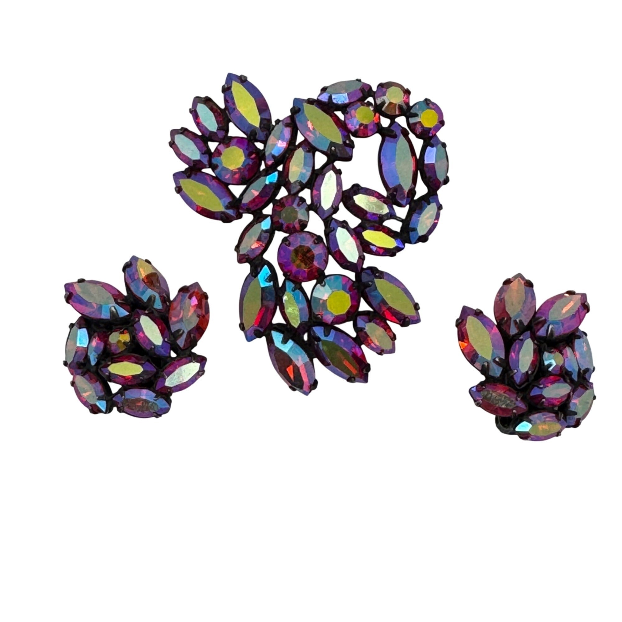 Regency Pink Red Aurora Borealis Rhinestone Brooch Clip-On Earrings Set Vintage