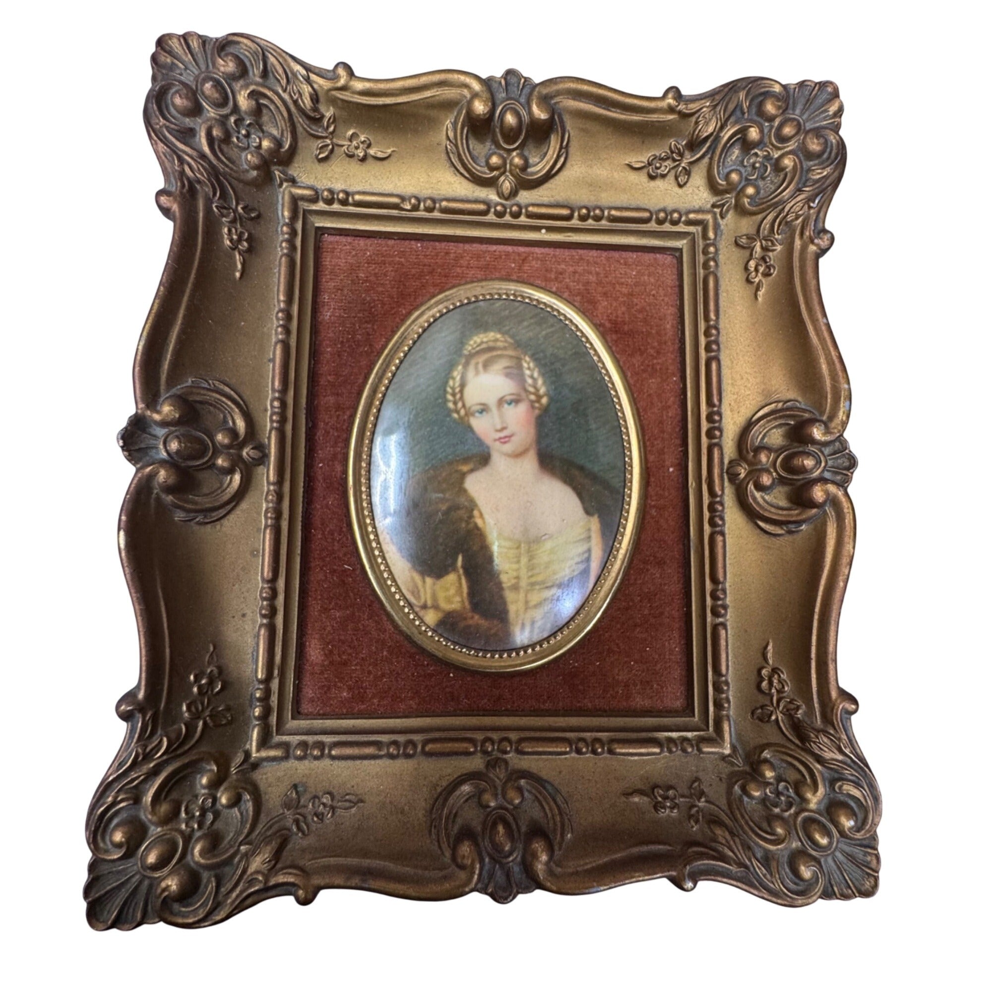 Cameo Creations Framed PortraitsVintage Lot Set Of 3  Ornate Gold Frames Oval