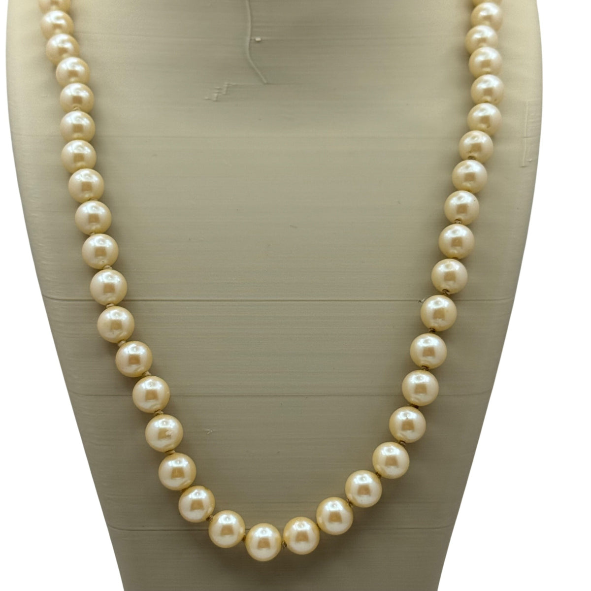 14k Gold Clasp Pearl Necklace Vintage Faux Classic Prom Wedding 22" White Beads