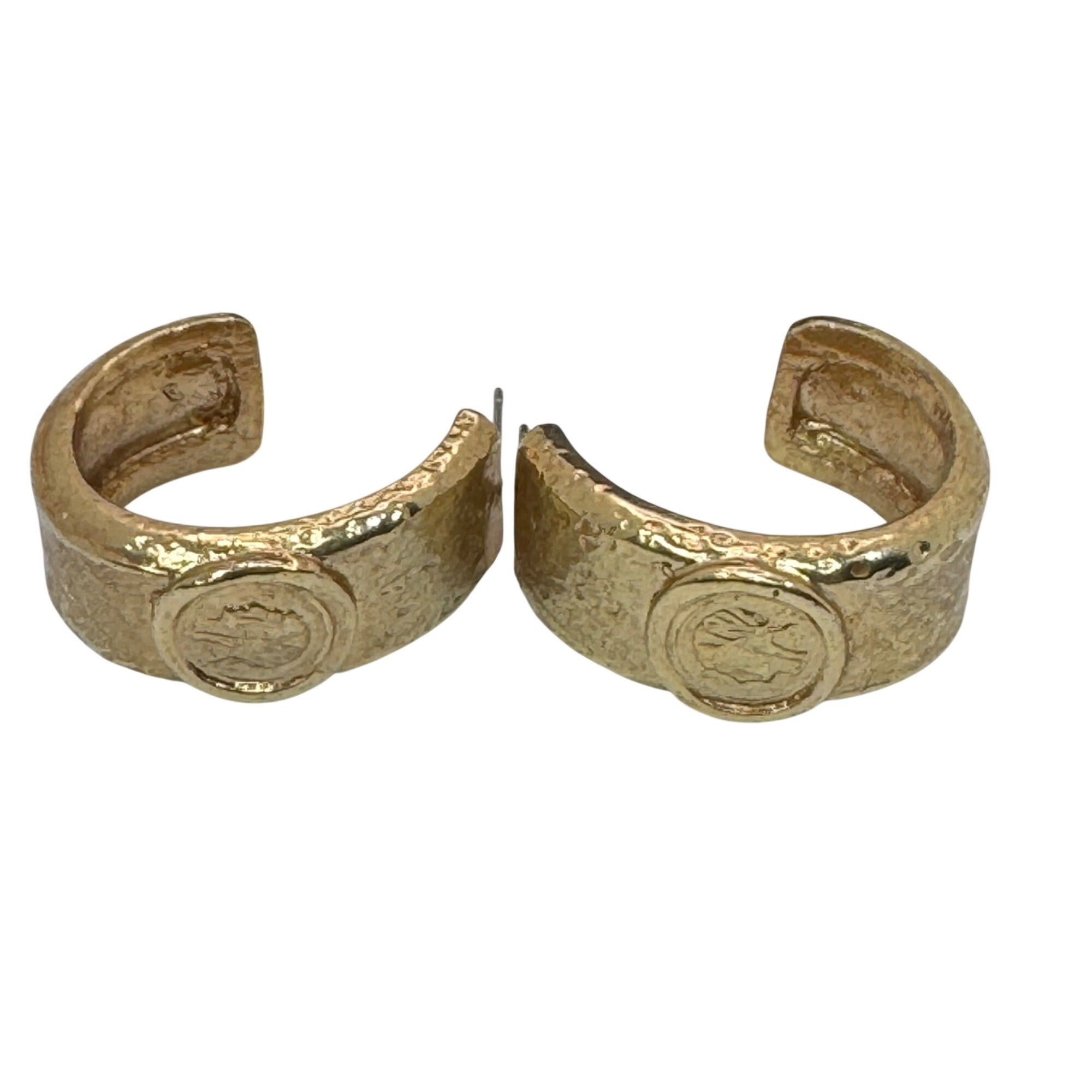 Raffiné Vintage 1980s Textured Coin Medallion Hoop Clip On Earrings Gold Plated