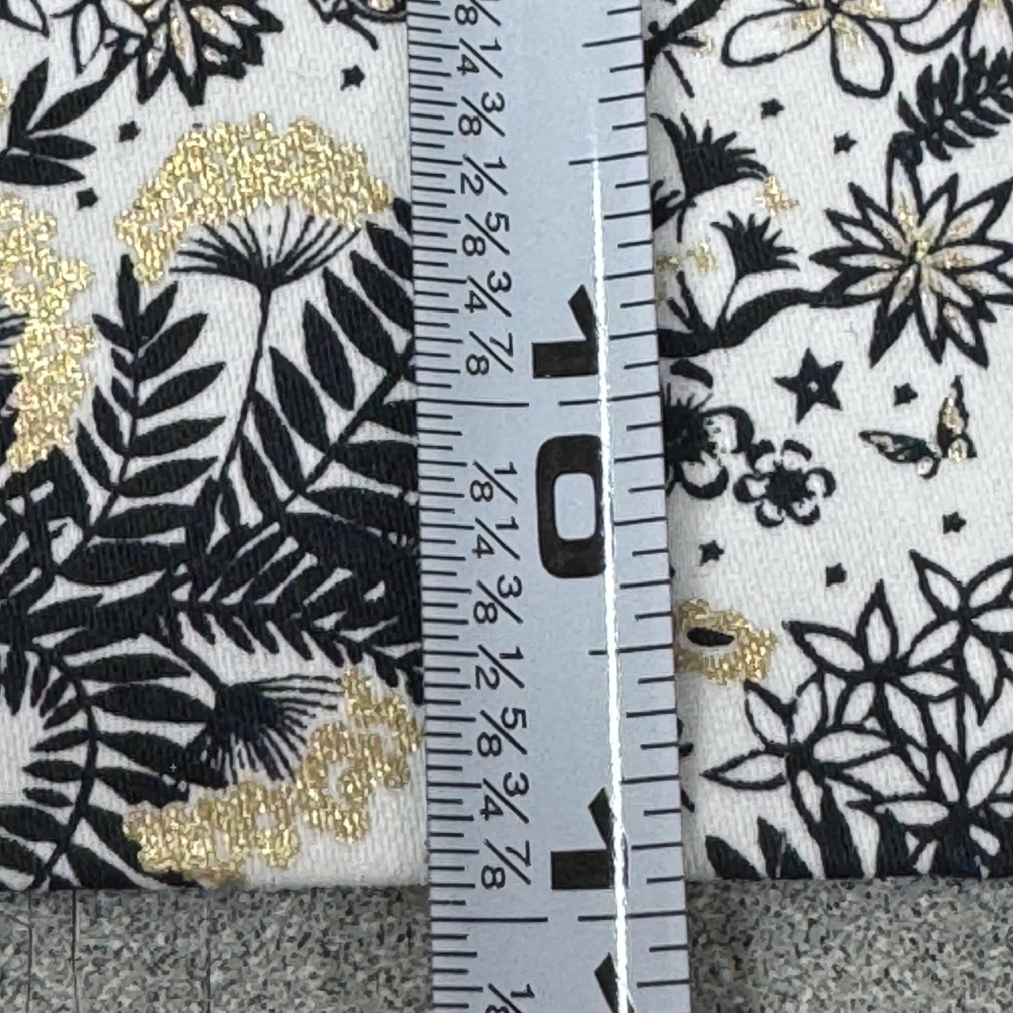 Christian Dior Paris Floral Holiday 2021 Drawstring Pouch Dust Bag Gold & Black