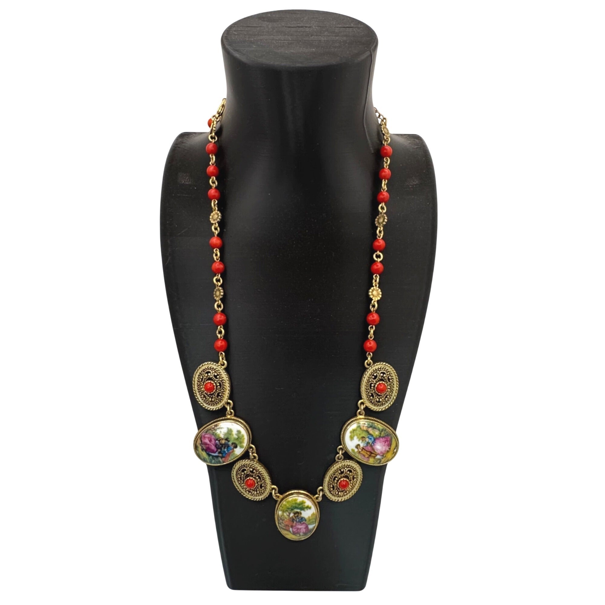 Joan Rivers Antique Gold Tone Cameo Necklace 16” Courting Couple Coral Beads