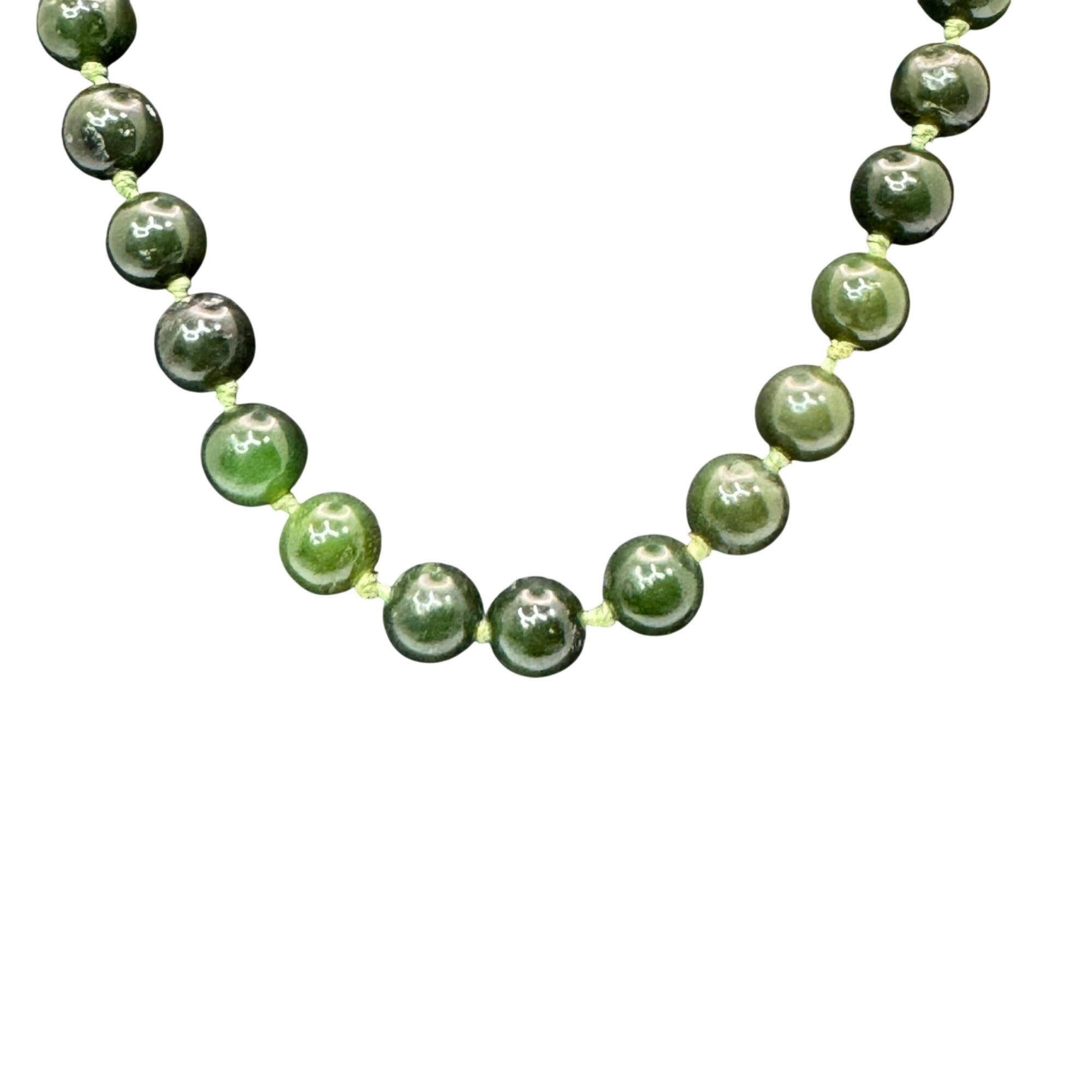 Dark Green Jade Beaded Necklace Double Knotted 14K Gold Clasp 32 Elegant Vintage