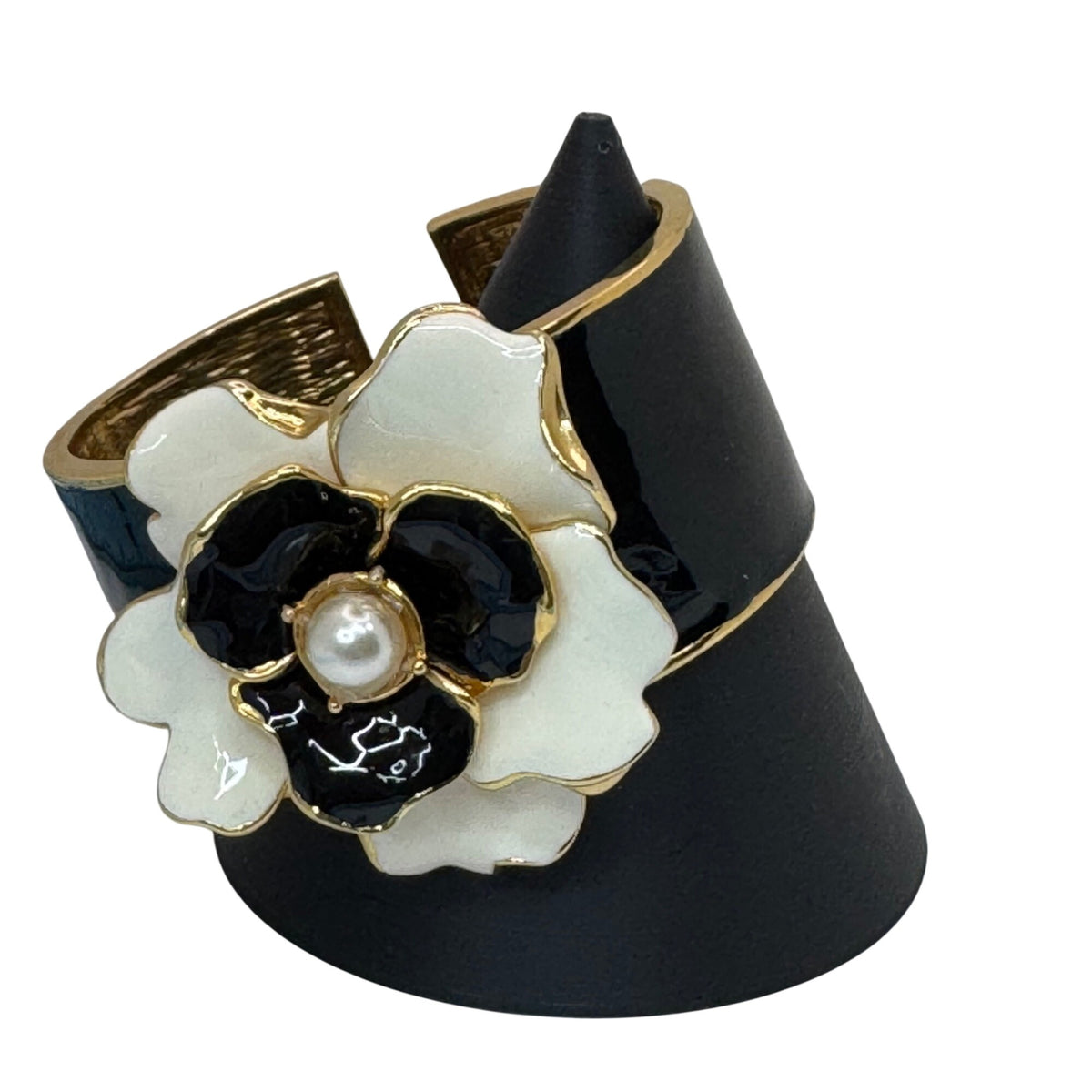 Kenneth Jay Lane Camellia Bracelet Clamper Bangle Hinged Black White Enamel Cuff