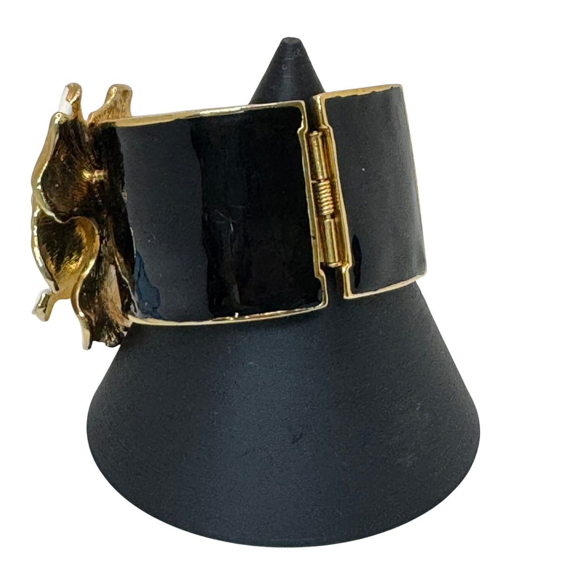 Kenneth Jay Lane Camellia Bracelet Clamper Bangle Hinged Black White Enamel Cuff