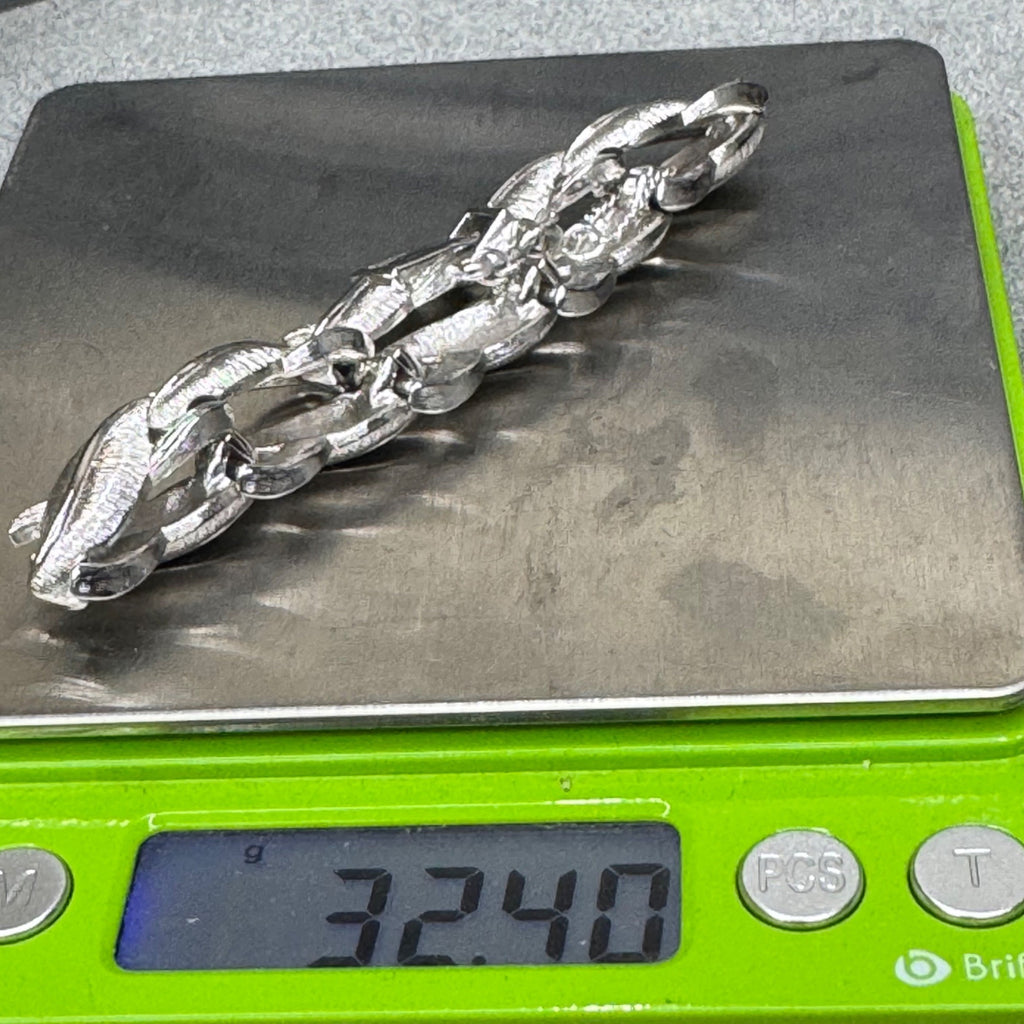 Vintage Monet Silver-Tone Textured Leaf Link Bracelet Vintage 6.25” Elegant