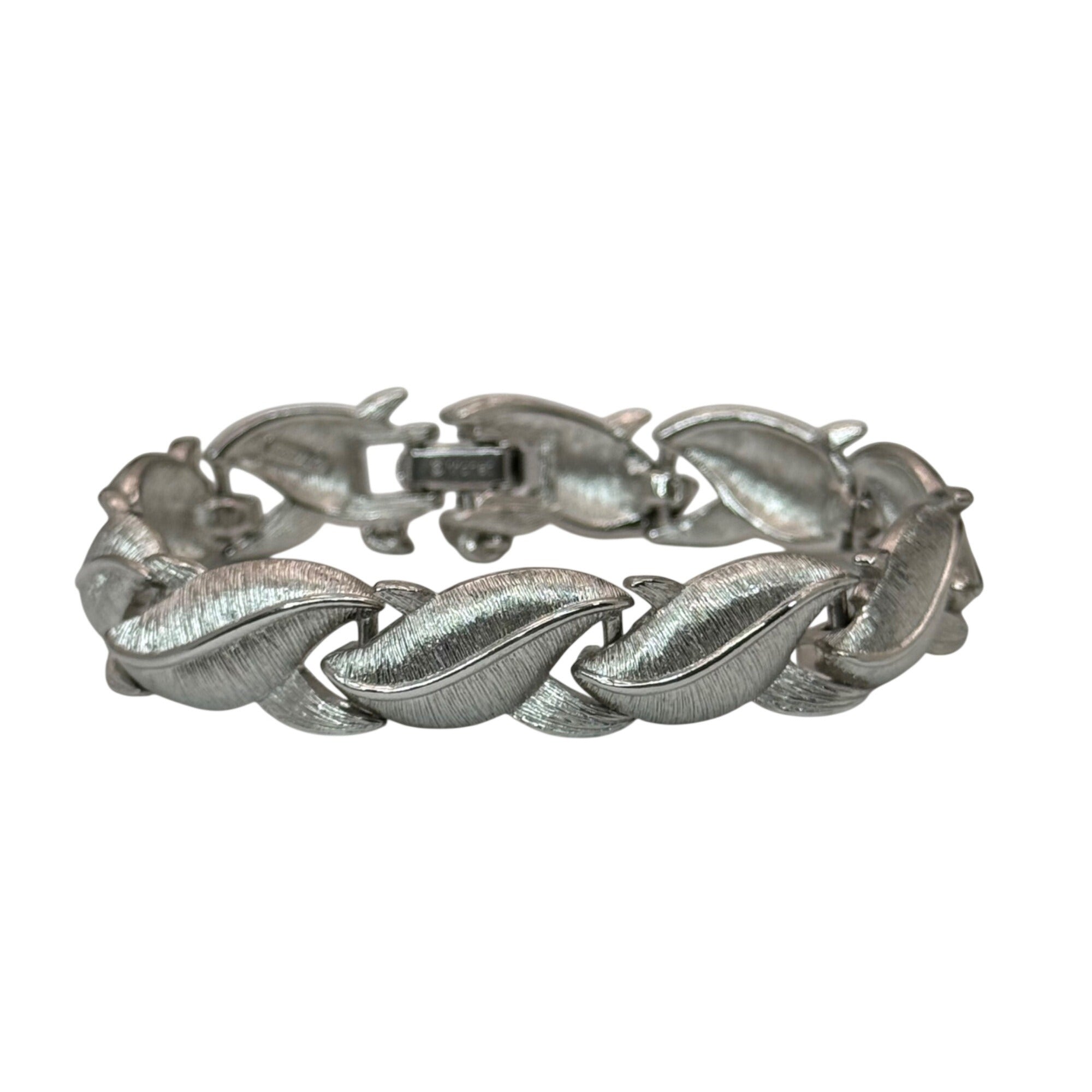 Vintage Monet Silver-Tone Textured Leaf Link Bracelet Vintage 6.25” Elegant