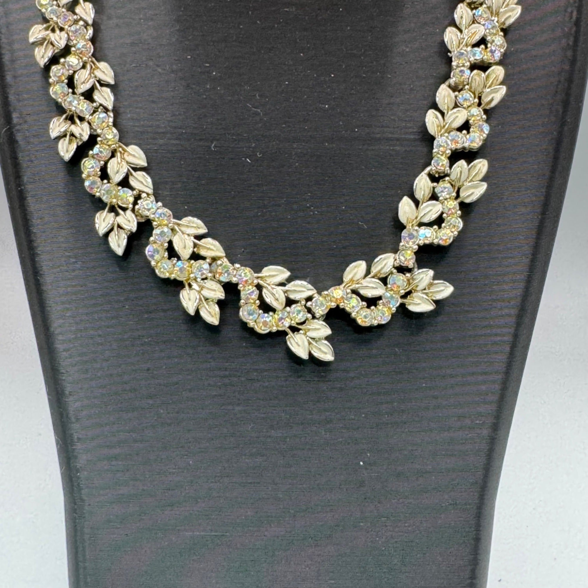 Vintage Coro Gold-Tone Leaf & Rhinestone Necklace 17.5" Elegant Costume Jewelry