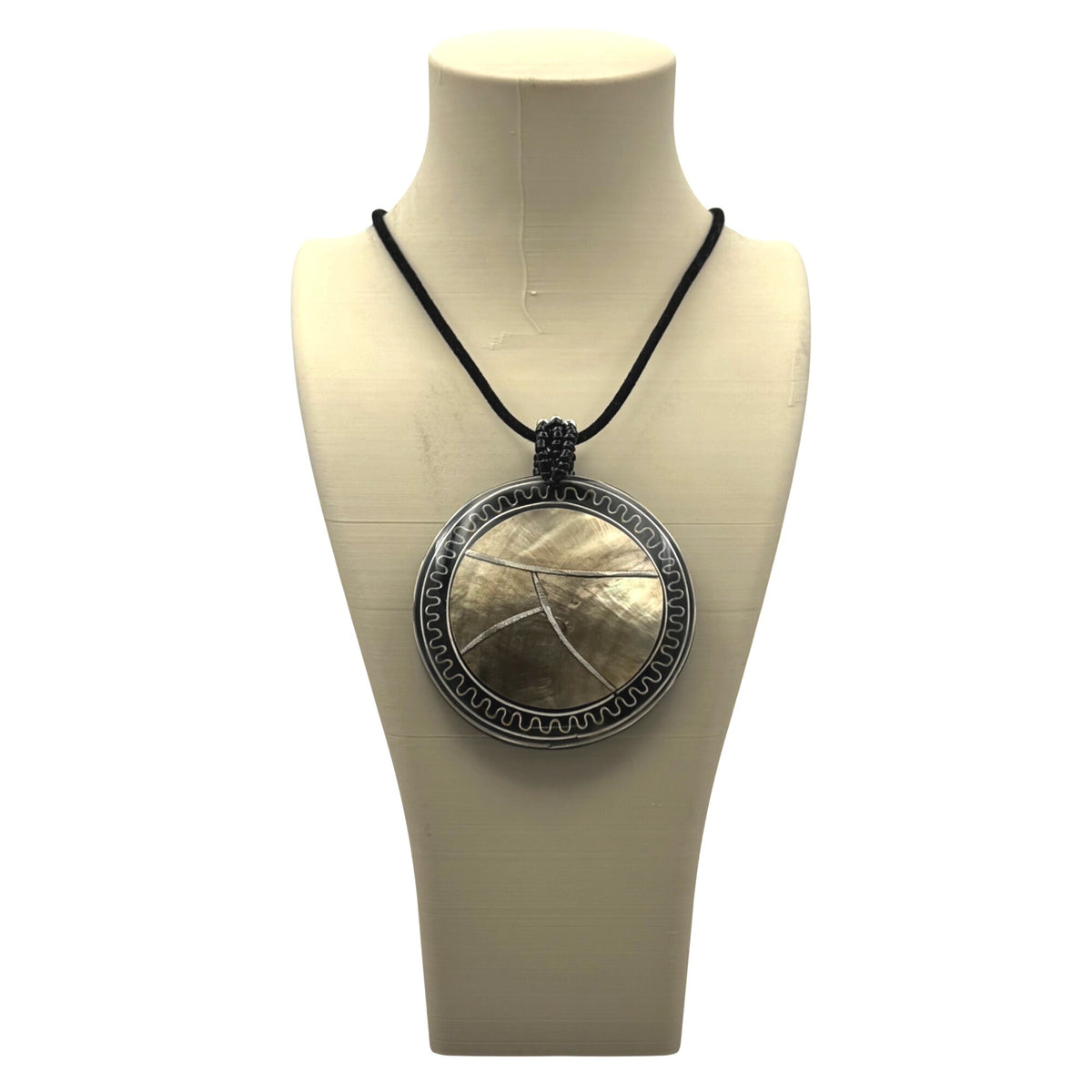 Sterling Mother of Pearl Black Onyx Inlay Shell Pendant Necklace Cord Statement