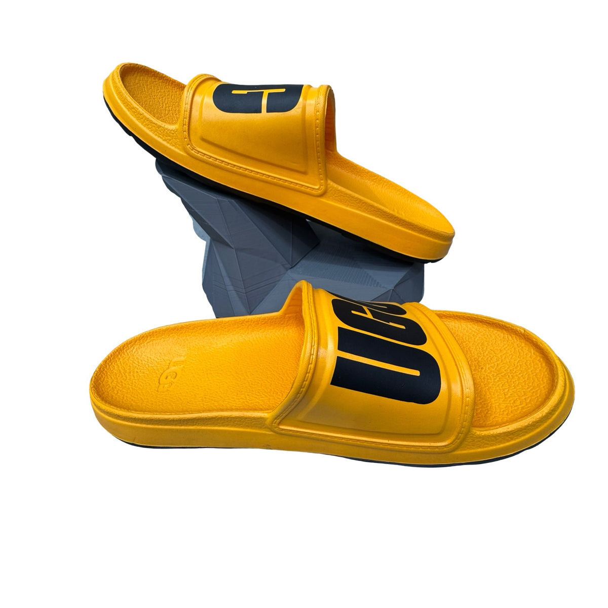 UGG Wilcox Yellow Logo Slides Sandals Lightweight Slip-On Casual Summer Size 12