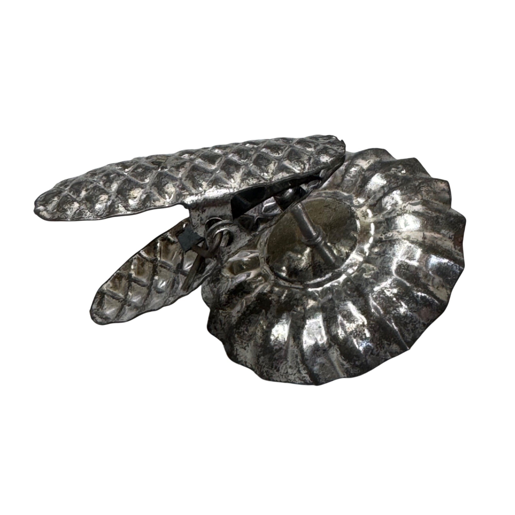 Vintage Metal Christmas Tree Candle Clip Holders Lot Of 12 Silver Tone Pinecone
