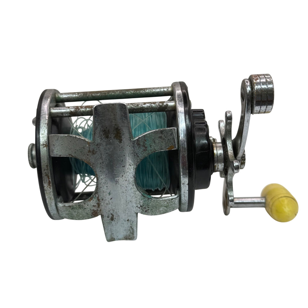 Vintage Penn No 155 Fishing Reel Beachmaster Saltwater Cassting Made In USA 3.5"