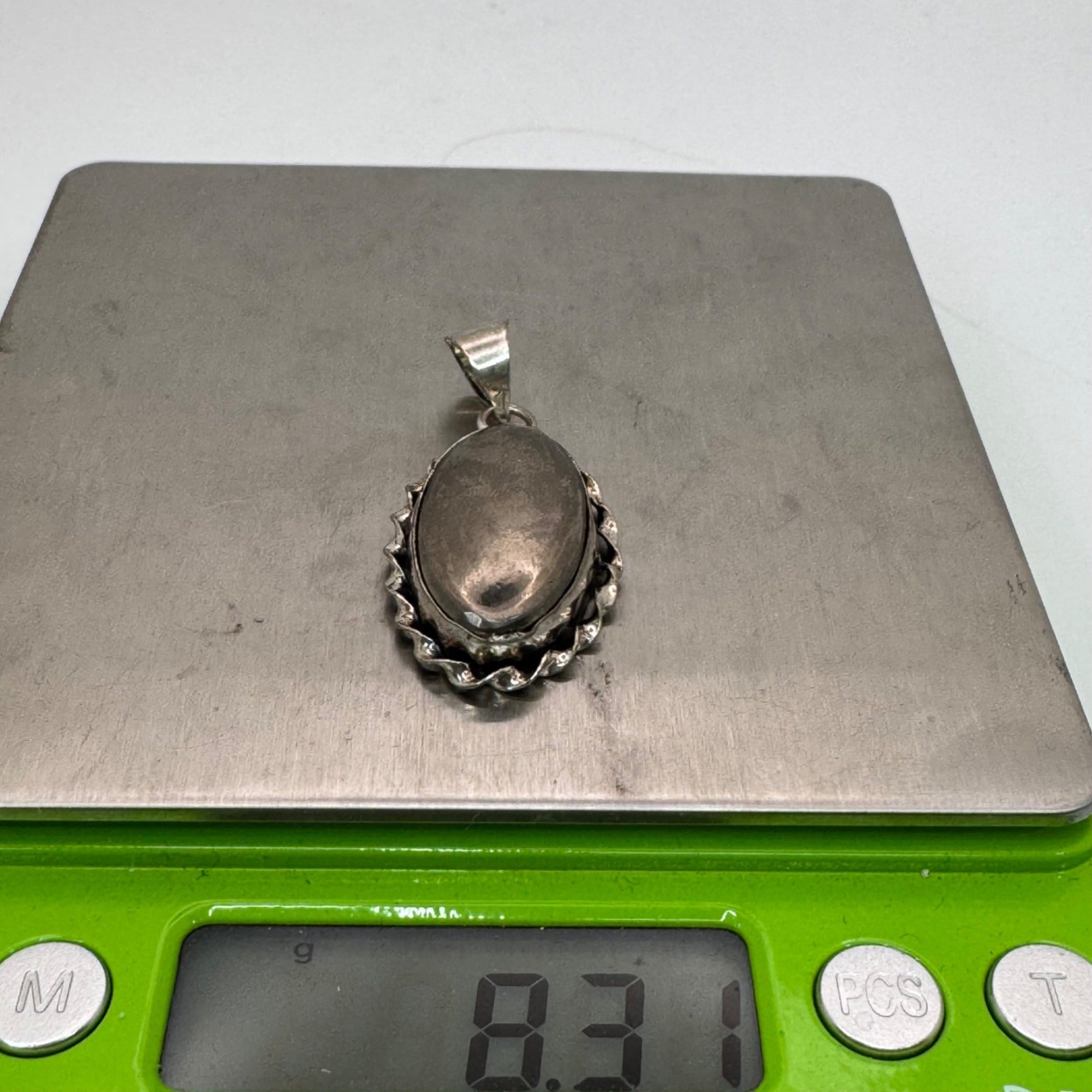 Vintage Large Sterling Silver Oval Hematite SW Native Pendant 1.25" Rope Border