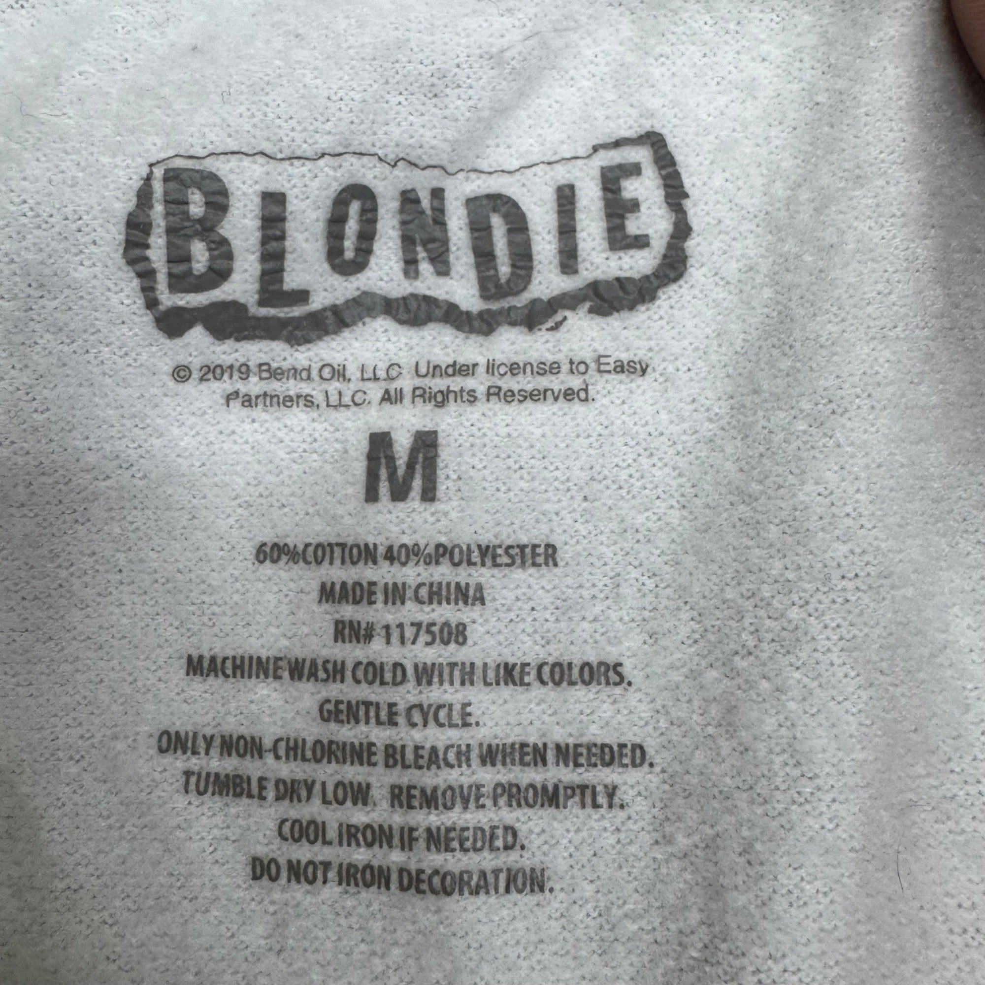 Blondie Size Medium White "One way Or Another" Crewneck Graphic Band Sweatshirt