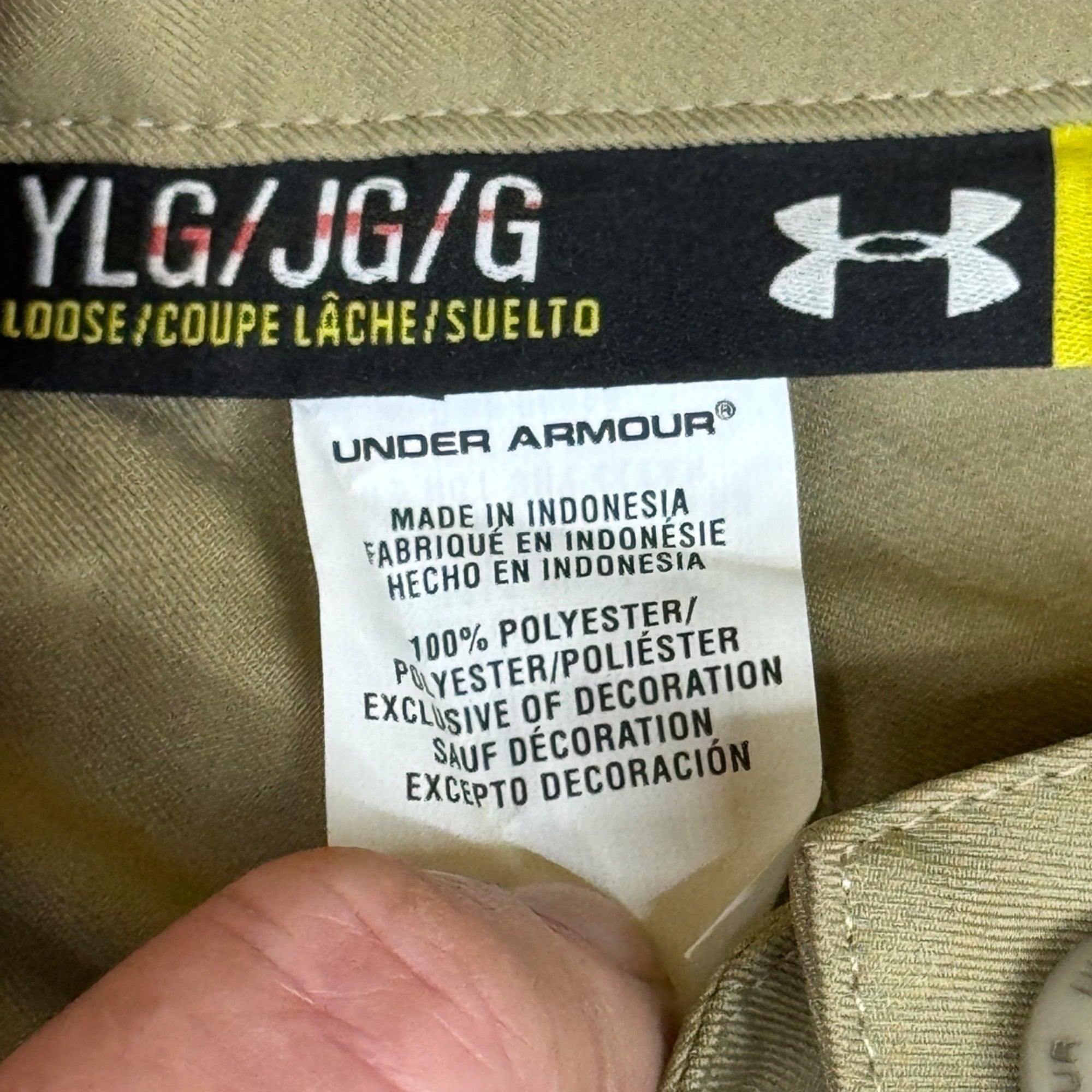 Khaki Beige Shorts Under Armour Boys Loose Fit Golf YLG Casual New w/ Tags READ