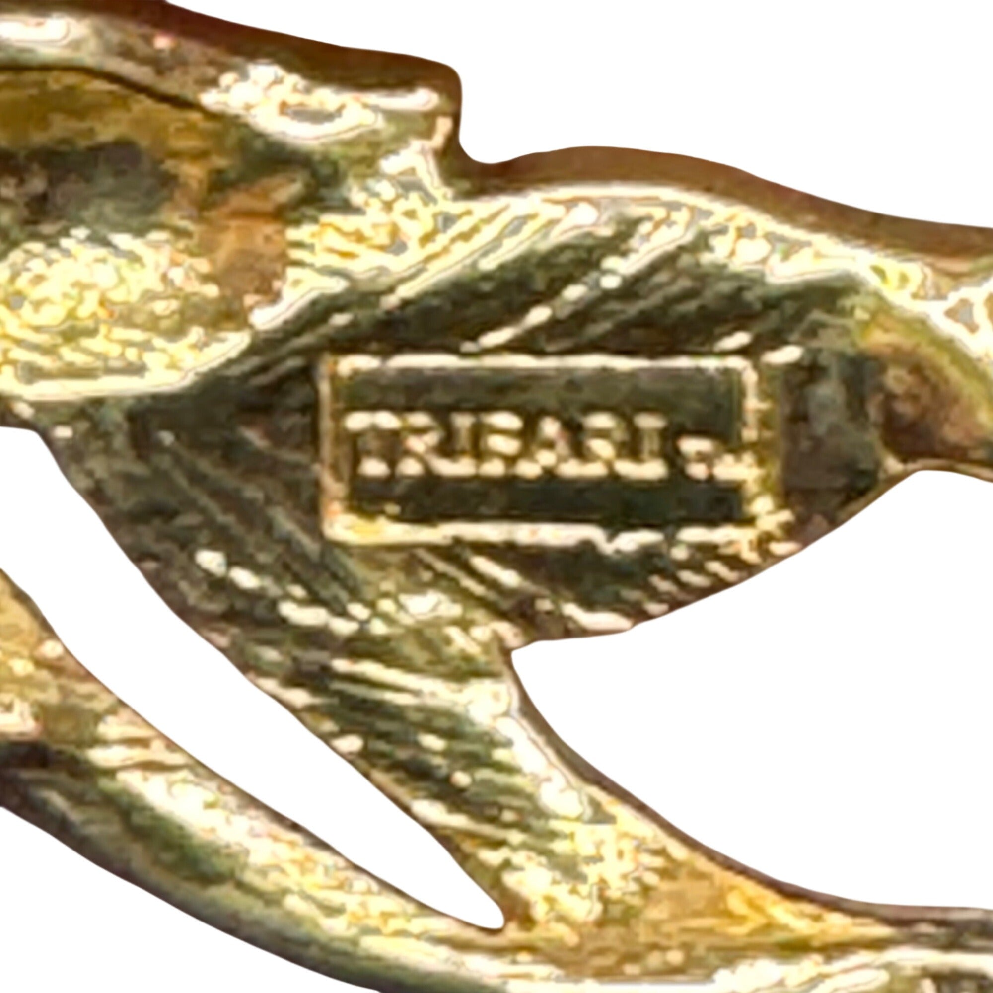 Vintage Trifari Gold-Tone Leaf Bracelet Laurel Pink Enamel 7" Signed New w/ Tag