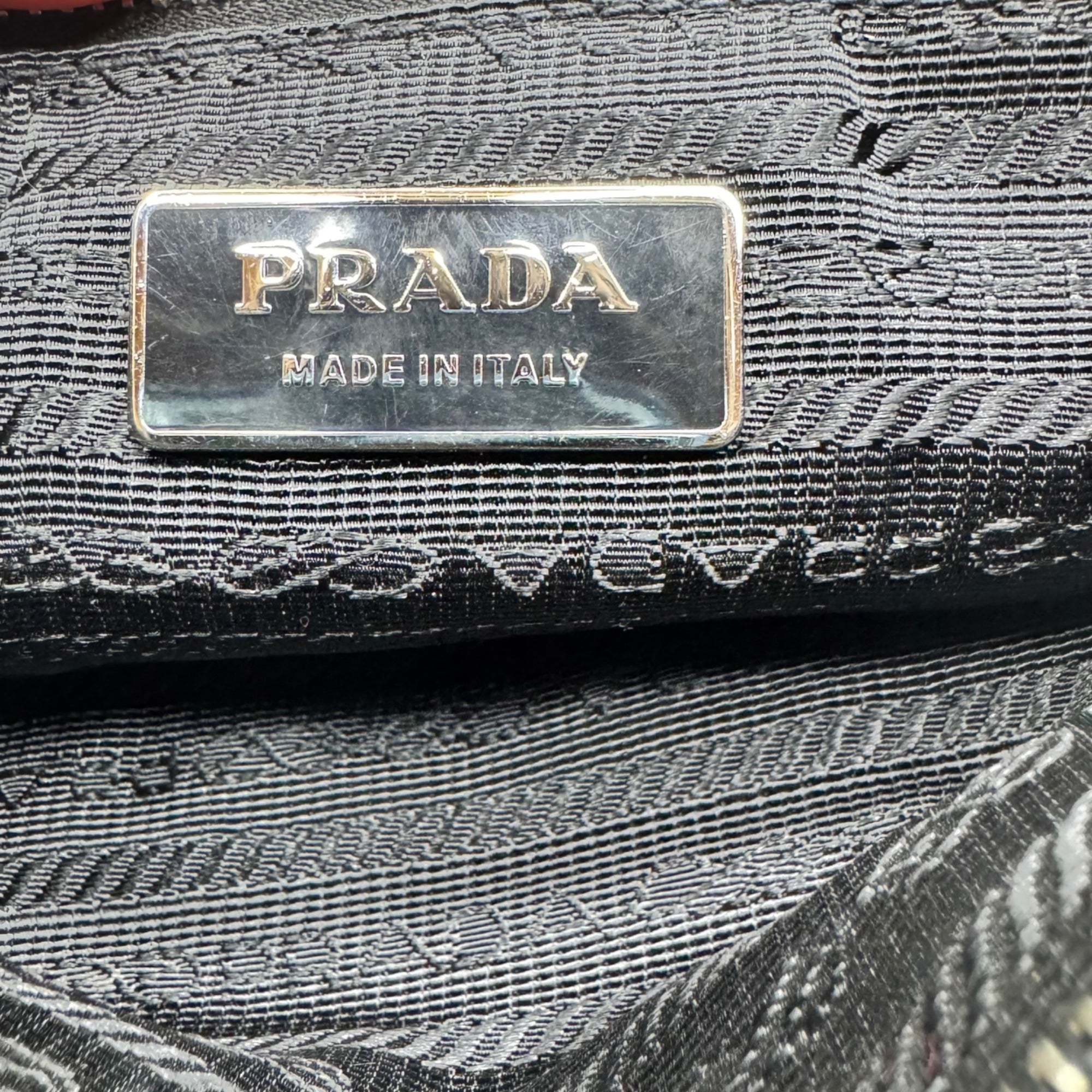 Prada Messenger Bag Black Nylon Saffiano Vela Purse Handbag w/ Dustbag Tessuto