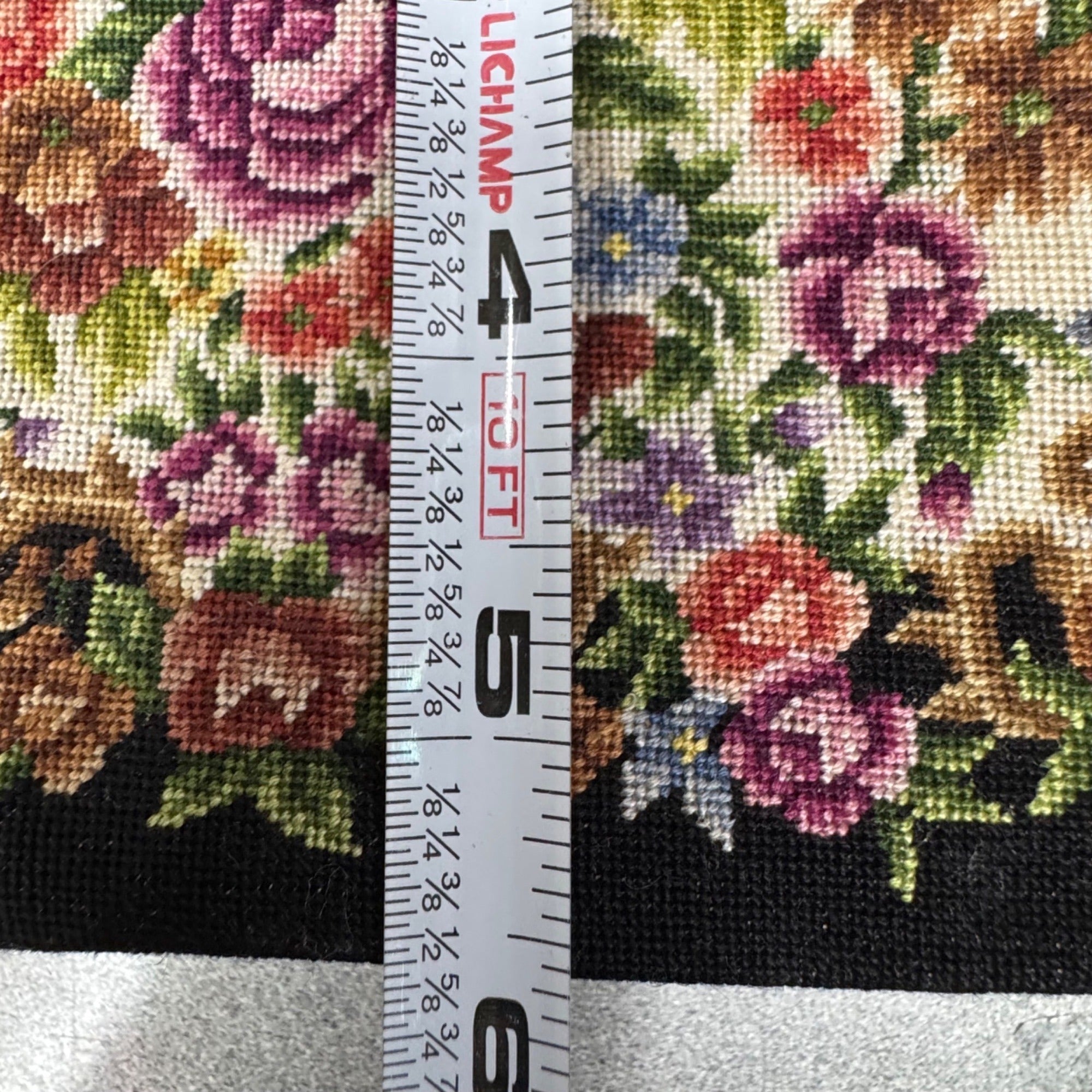 Vintage Floral Needlepoint Handbag Flowers Tapestry Metal Frame & Clasp Closure