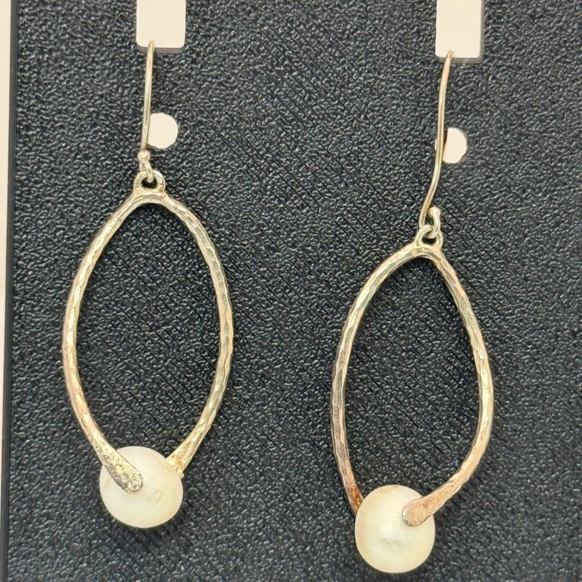 Hammered Artisan Sterling Pearl Drop Earrings White Minimalist Lightweight 1.5"