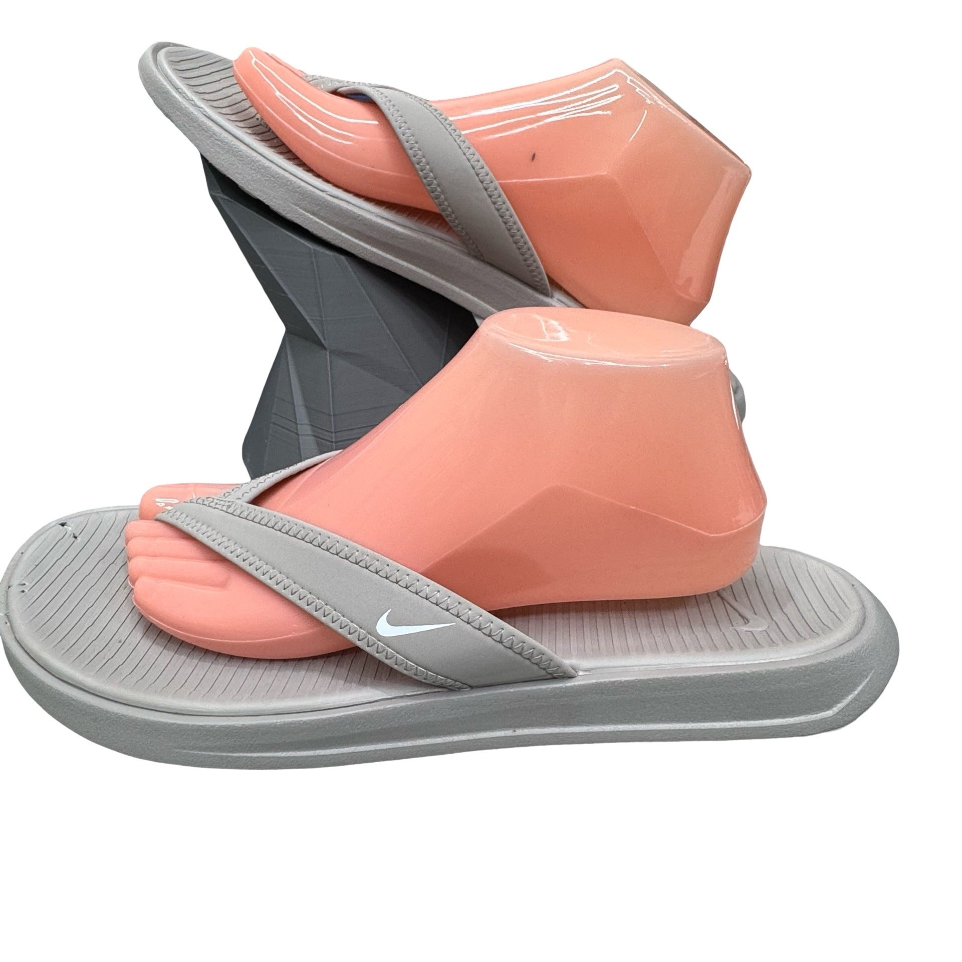 Nike Mens Comfort Flip Flops Size 12 Gray Lightweight Cushioned Sandals READ