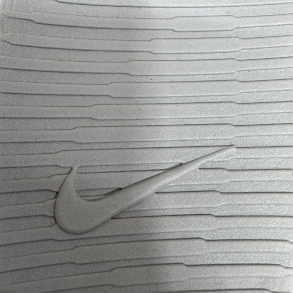 Nike Mens Comfort Flip Flops Size 12 Gray Lightweight Cushioned Sandals READ