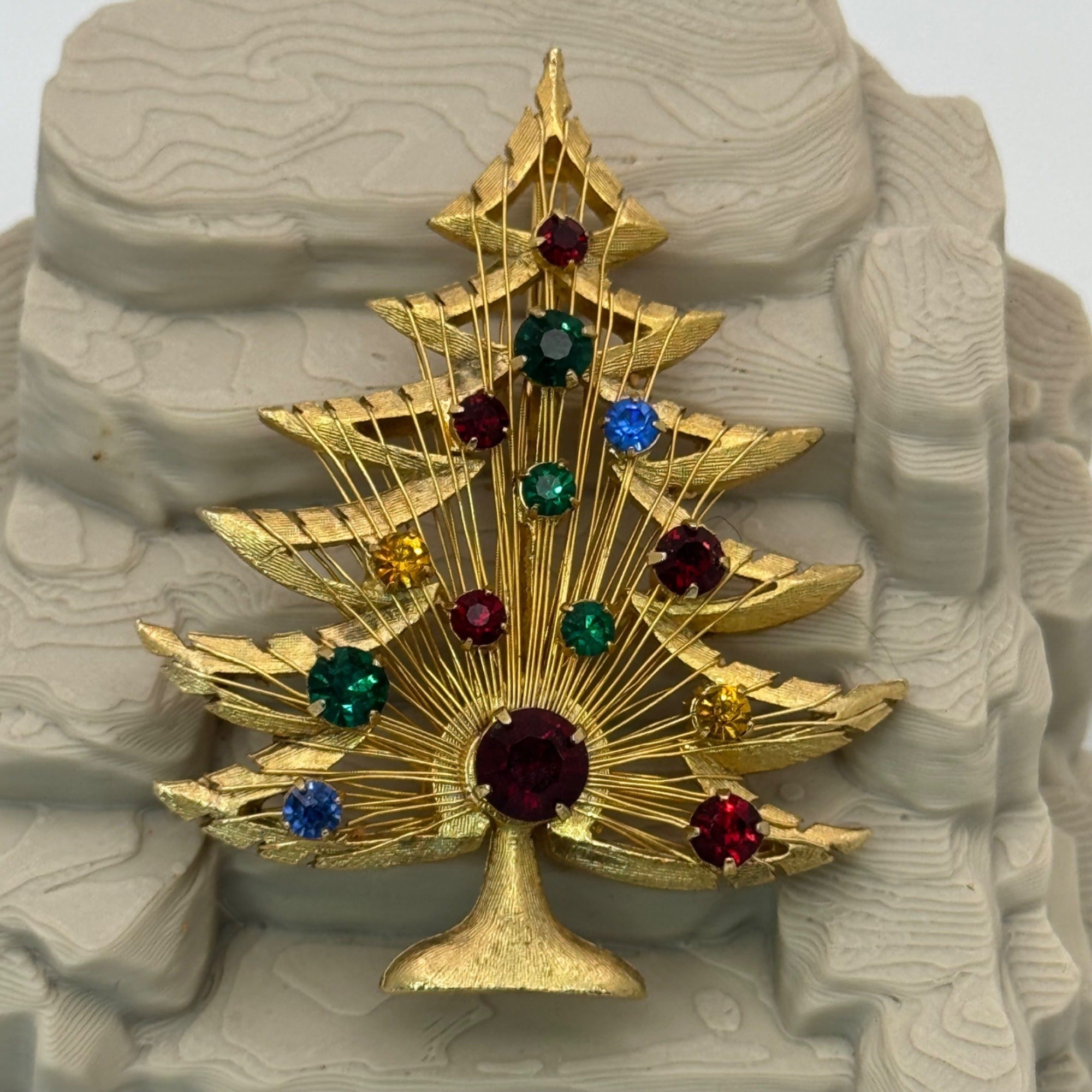 Brooks Christmas Tree Brooch Pin Multicolor Rhinestones Goldtone Holiday Jewelry