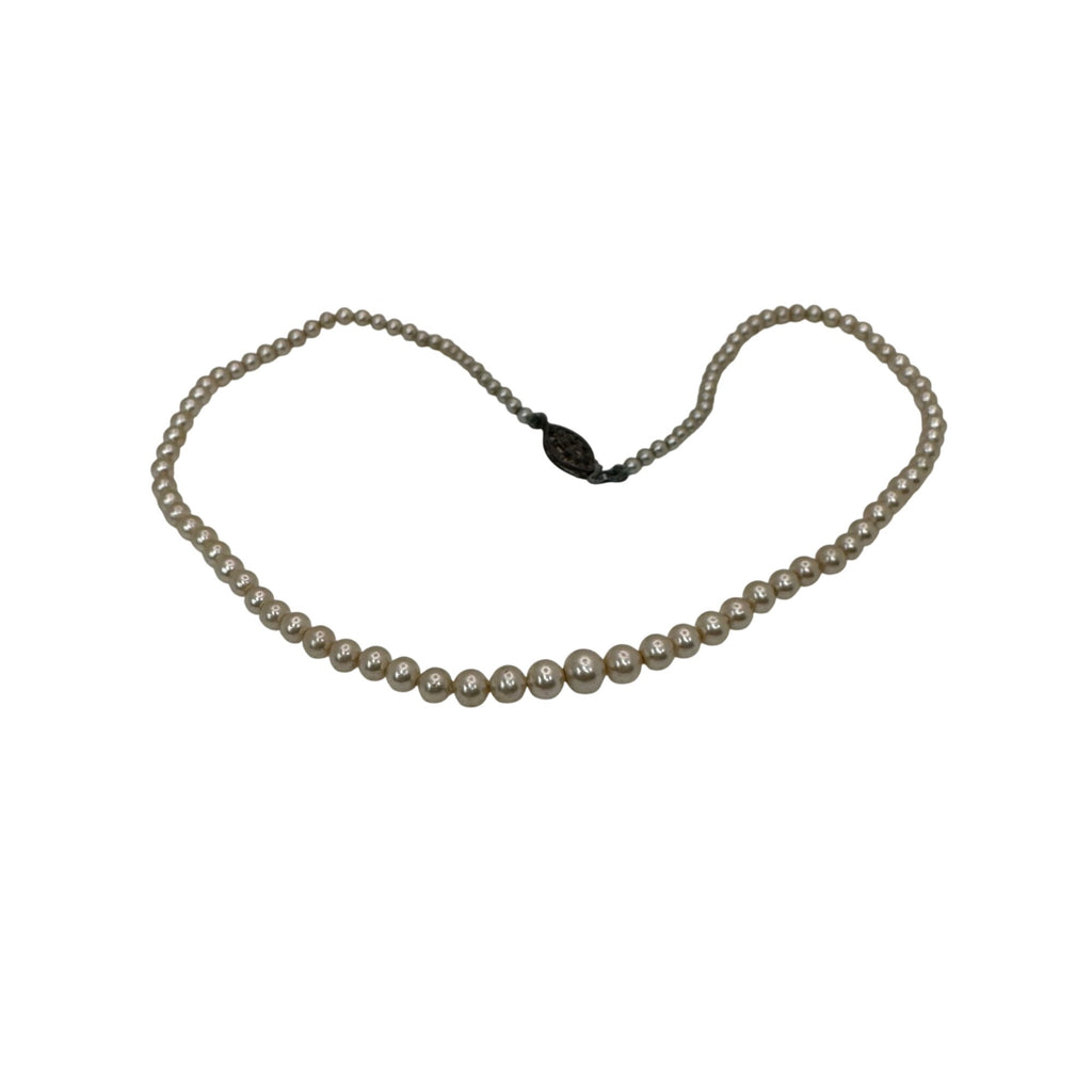Vintage 13" Sterling Vintage Filagree Silver Clasp Graduated Pearl Necklace 13"