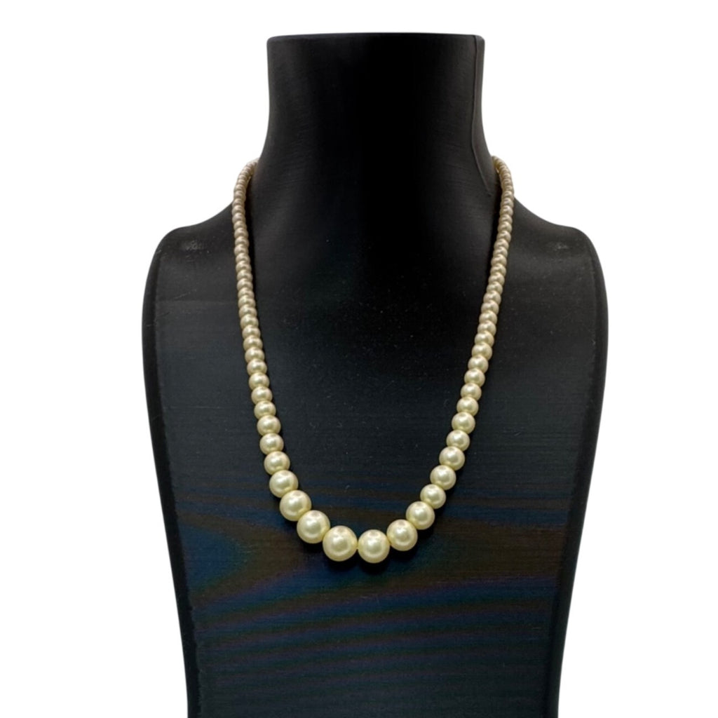 Vintage Faux Pearl Necklace Graduated Beads & Lobster Clasp Closure Estate 17"