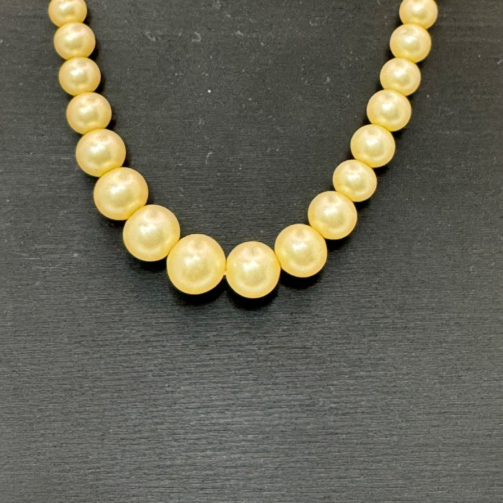 Vintage Faux Pearl Necklace Graduated Beads & Lobster Clasp Closure Estate 17"
