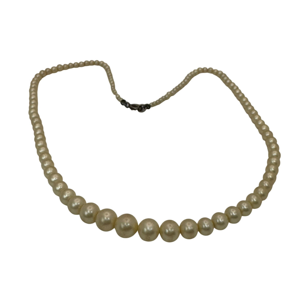 Vintage Faux Pearl Necklace Graduated Beads & Lobster Clasp Closure Estate 17"