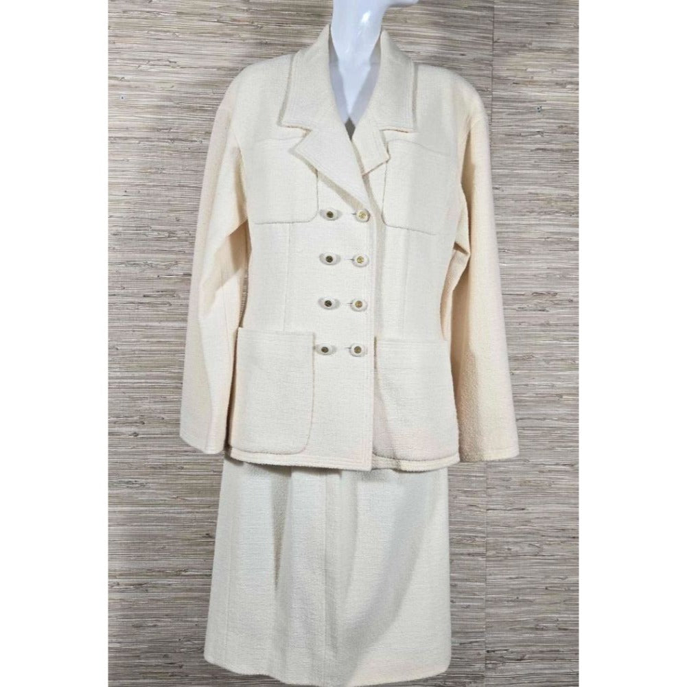 Chanel Boutique 1994 Cream Wool Silk Suit Set 38 Double Breasted Jacket Skirt