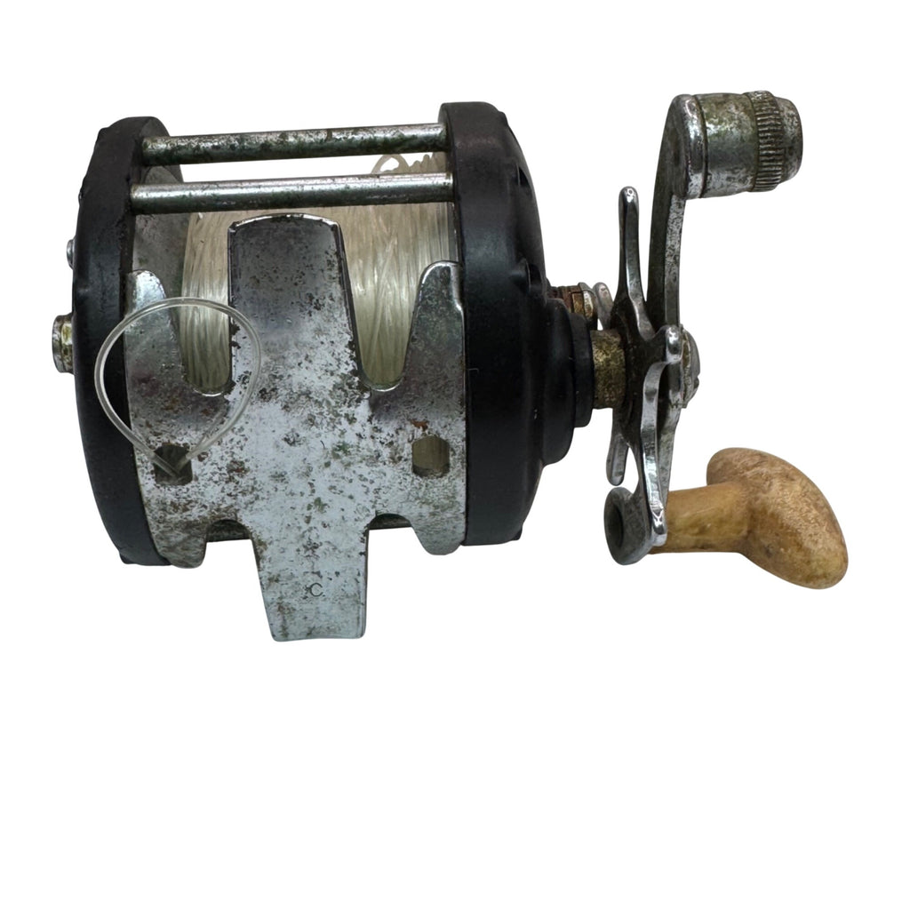 Vintage Ocean City 981 Fishing Reel Made In USA With Wooden Handle Saltwater
