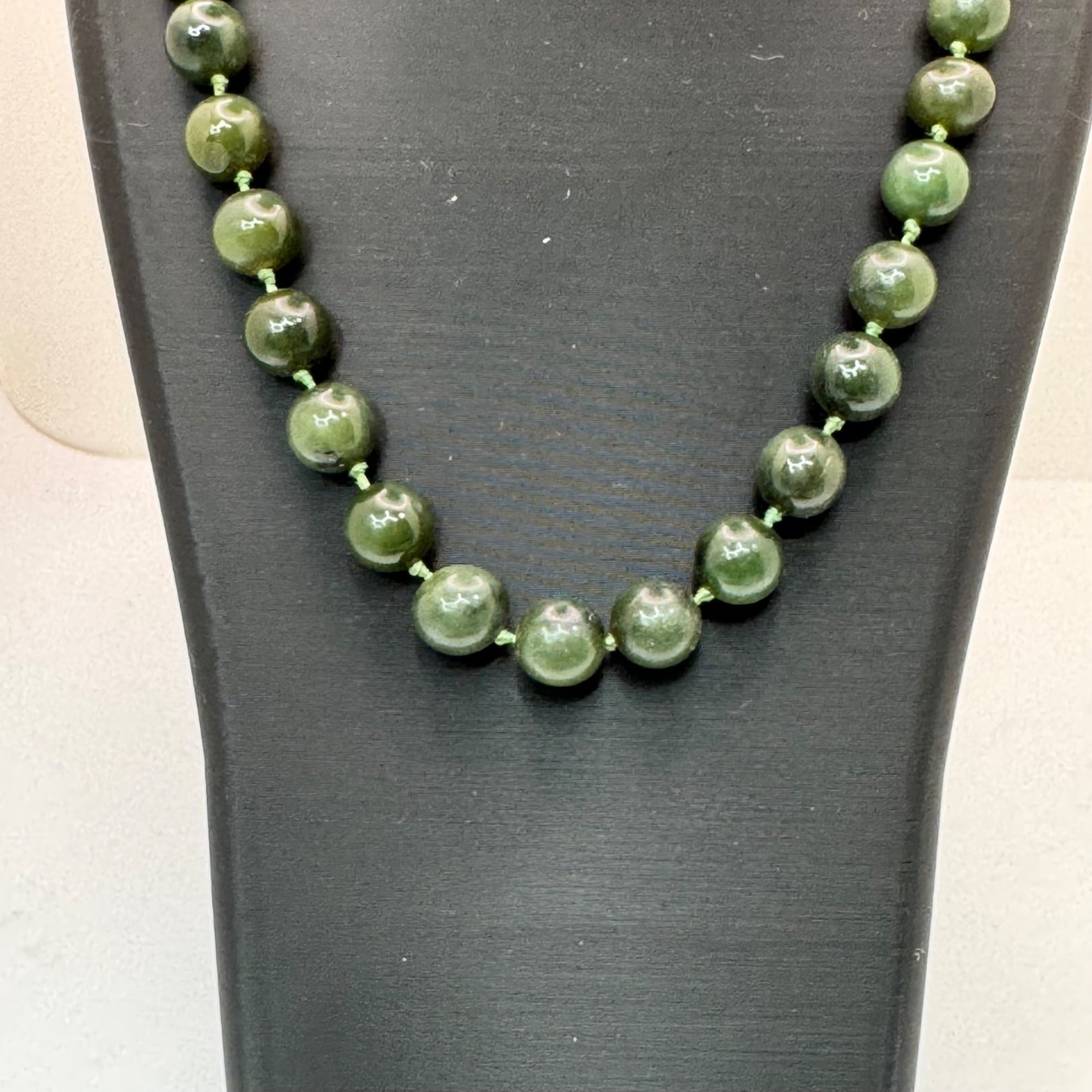 Vintage Double Knotted Dark Green Jade Beaded Necklace 30” Polished Gemstone