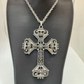 1974 Limited Ed Vintage Sarah Coventry Antique Silver Tone Cross Necklace Pearl