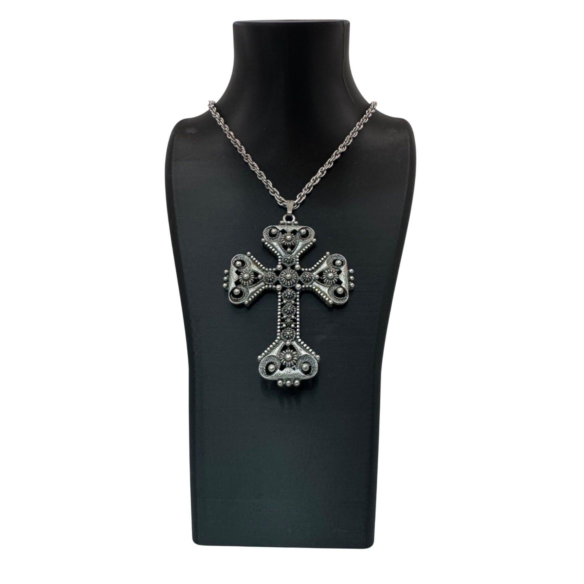 1974 Limited Ed Vintage Sarah Coventry Antique Silver Tone Cross Necklace Pearl