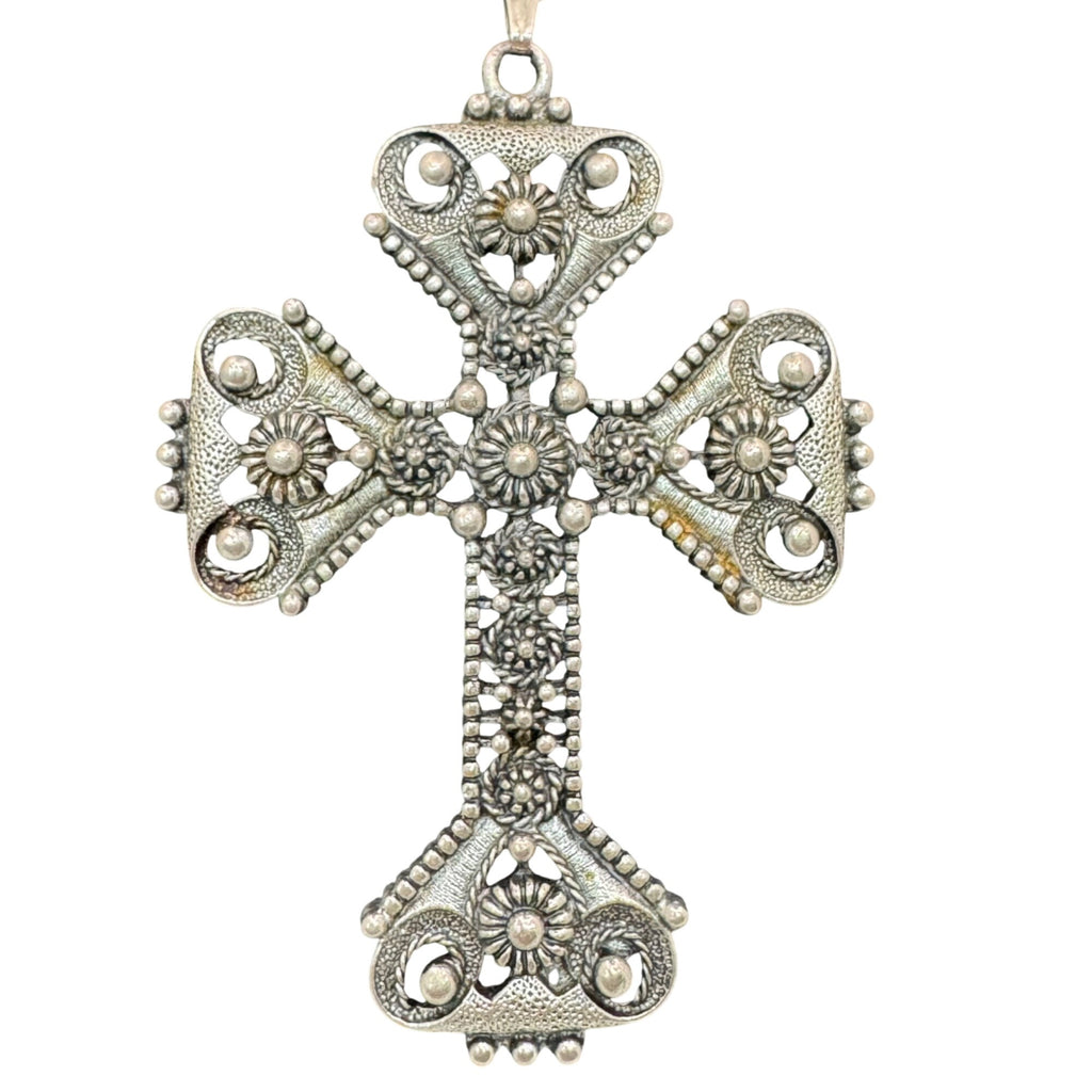 1974 Limited Ed Vintage Sarah Coventry Antique Silver Tone Cross Necklace Pearl
