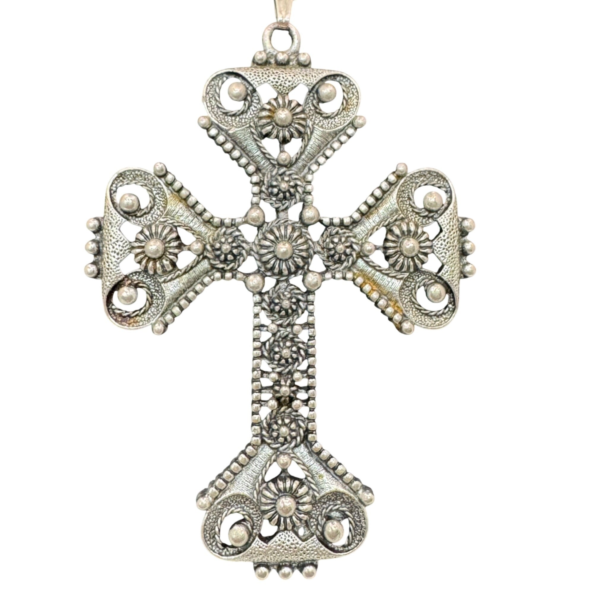 1974 Limited Ed Vintage Sarah Coventry Antique Silver Tone Cross Necklace Pearl