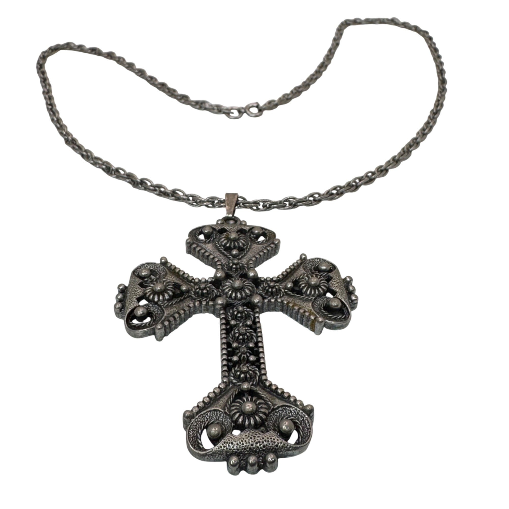 1974 Limited Ed Vintage Sarah Coventry Antique Silver Tone Cross Necklace Pearl