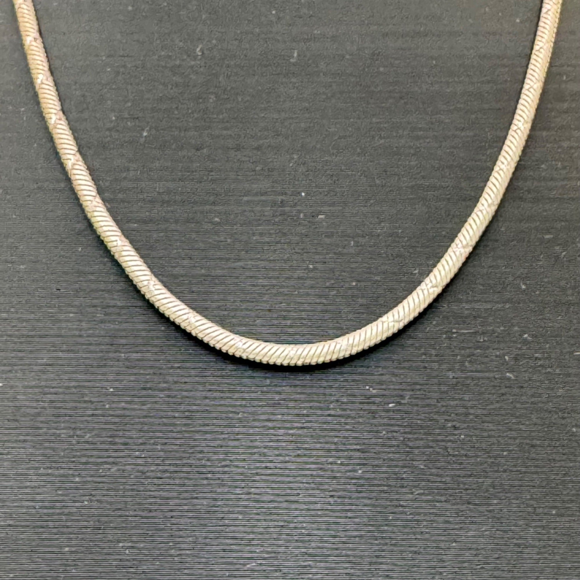 Sterling Silver 925 Diamond Cut Snake Chain Necklace 17” Italy 16g Vintage 2.3mm