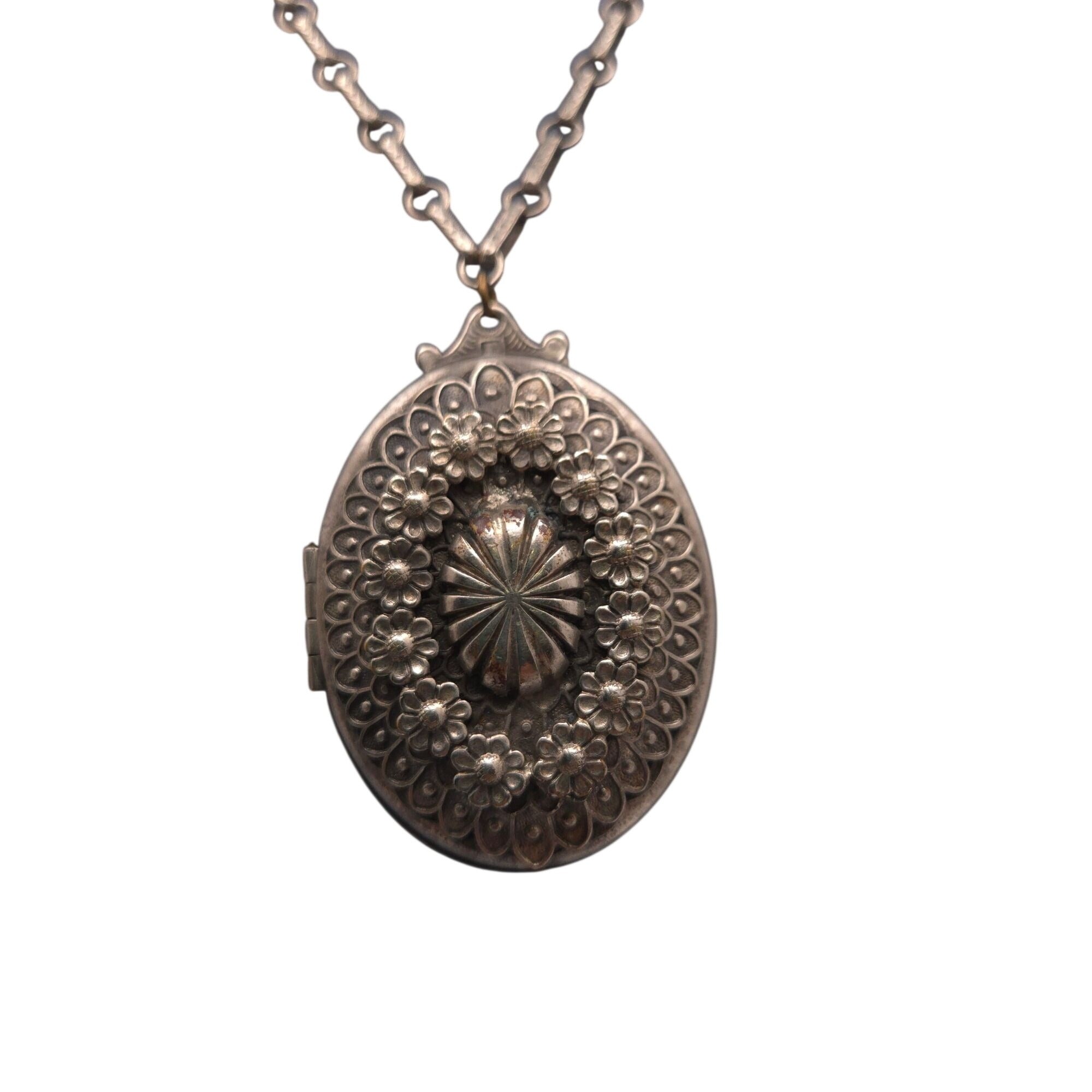 Floral Locket Necklace Etched Chain Pendant Vtg Silver Oval Art Deco Victorian
