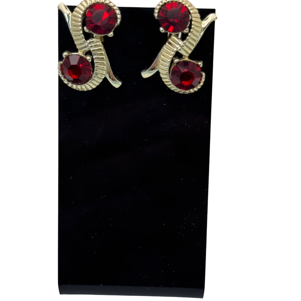 Kramer Ruby Red Rhinestone Bracelet Clip-On Earrings Set Vintage Gold-Tone